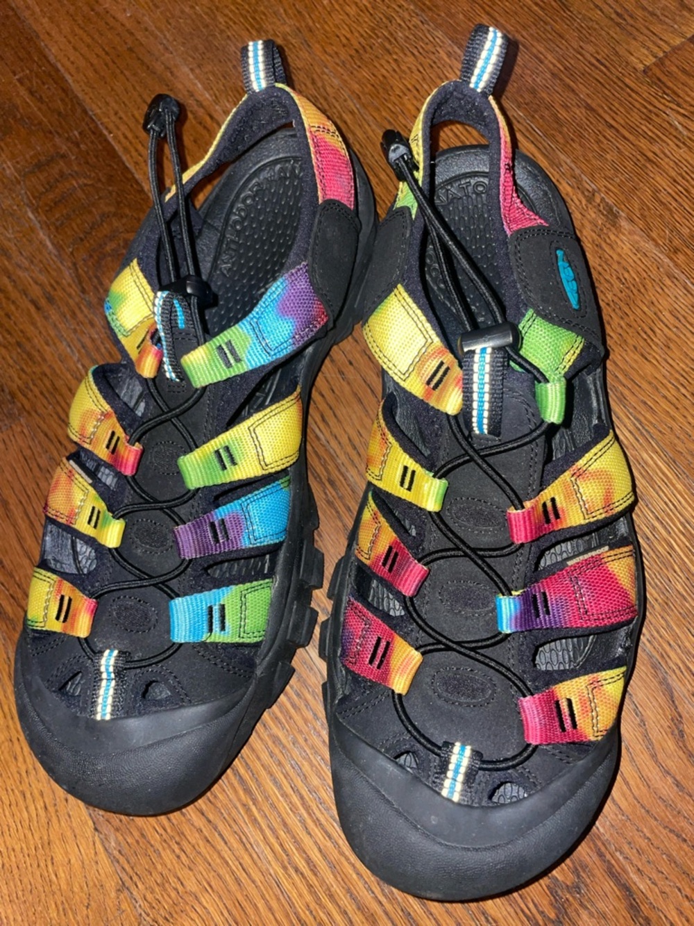 Keen Newport retro sandals